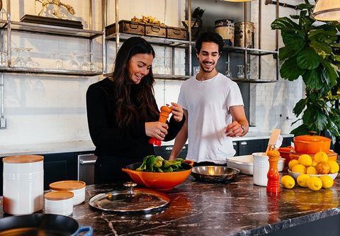Tủ lạnh âm tường là gì? Các lưu ý khi chọn mua tủ lạnh âm tường